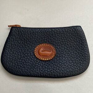 NWOT Dooney & Bourke Navy AWL Zippered Card Case